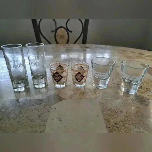 GLASS SHOTS PATRON LAS VEGAS JAMESON - Picture 1 of 2